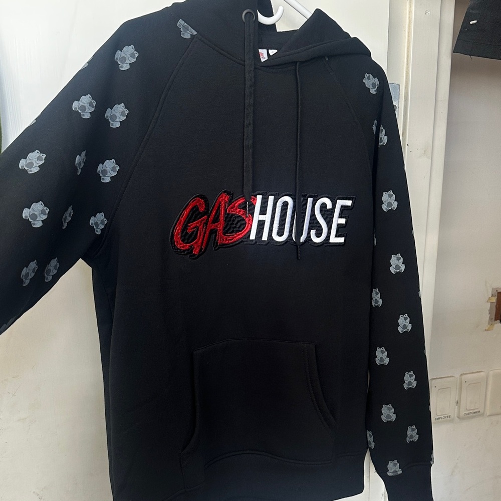 GASHOUSE Black Pullover Hoodie with Printed Sleeves